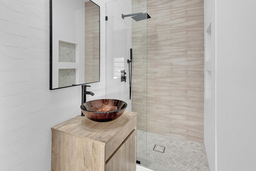 More Photos Of 4295 Union Rd, Paso Robles Winery Vineyard For Sale