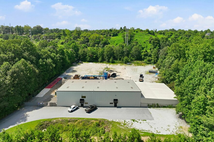 More Photos Of 3156 Buford Hwy, Rest Haven Warehouse For Sale