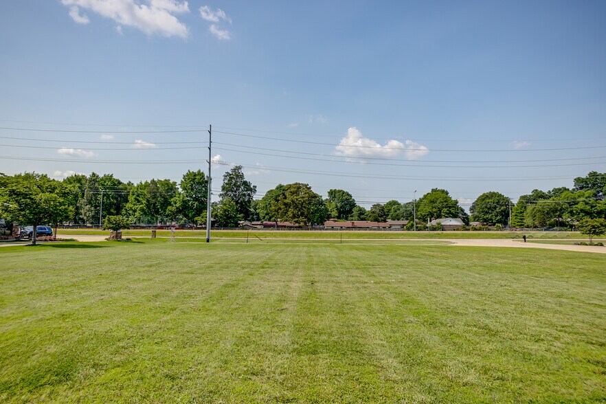 More Photos Of 325 Parker rd, Jonesboro Land For Sale