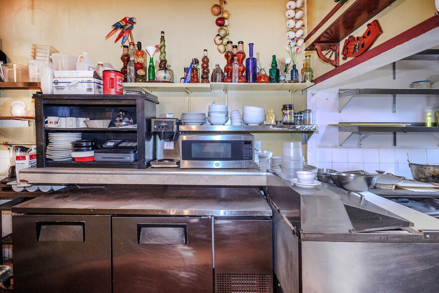 More Photos Of 6582-6584 Mission St, Daly City Storefront Retail Residential For Sale