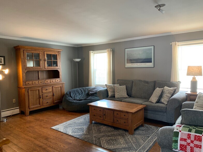 More Photos Of 159 Mayville Rd, Bethel Restaurant For Sale