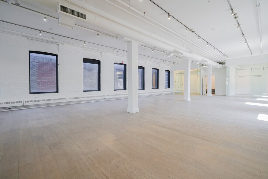 More Photos Of 43 Davies Ave, Toronto Office For Lease