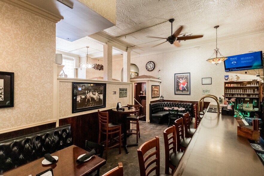 More Photos Of 3401 Riopelle St, Detroit Restaurant For Sale