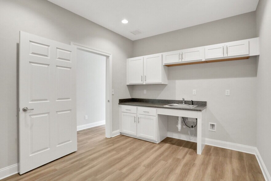 More Photos Of 34 Roberts Village Ct, Fruit Cove Medical For Lease