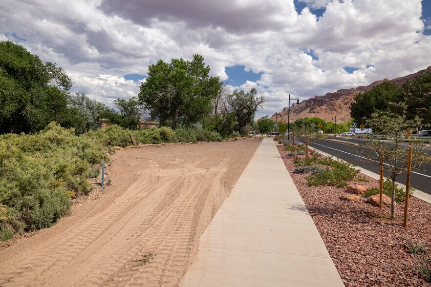 More Photos Of 545 Kane Creek Blvd, Moab Land For Sale