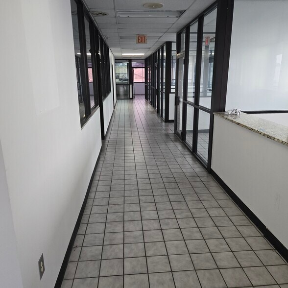 More Photos Of 3003 S Memorial Dr, Tulsa Auto Dealership For Sale