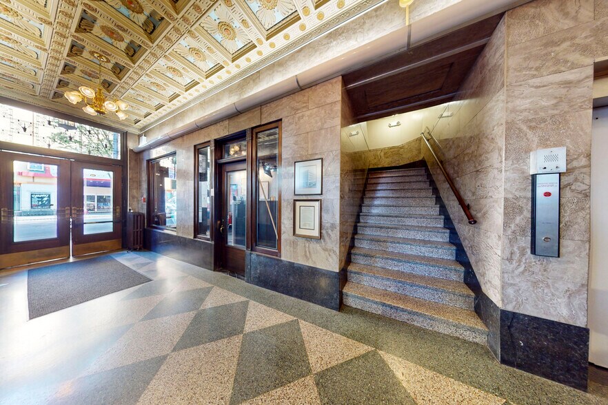 More Photos Of 201-205 4th Ave E, Olympia Office For Sale