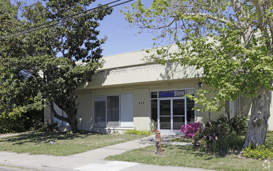 More Photos Of 835 Fremont Ave, San Leandro Warehouse For Lease