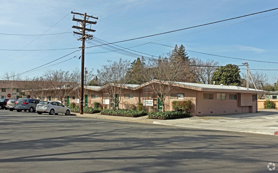 More Photos Of 393 Del Norte Ave, Yuba City Medical For Lease