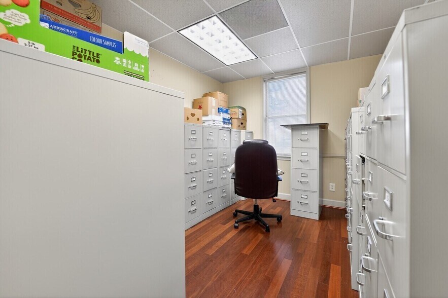 More Photos Of 12100-12128 Heritage Park Cir, Silver Spring Medical For Sale