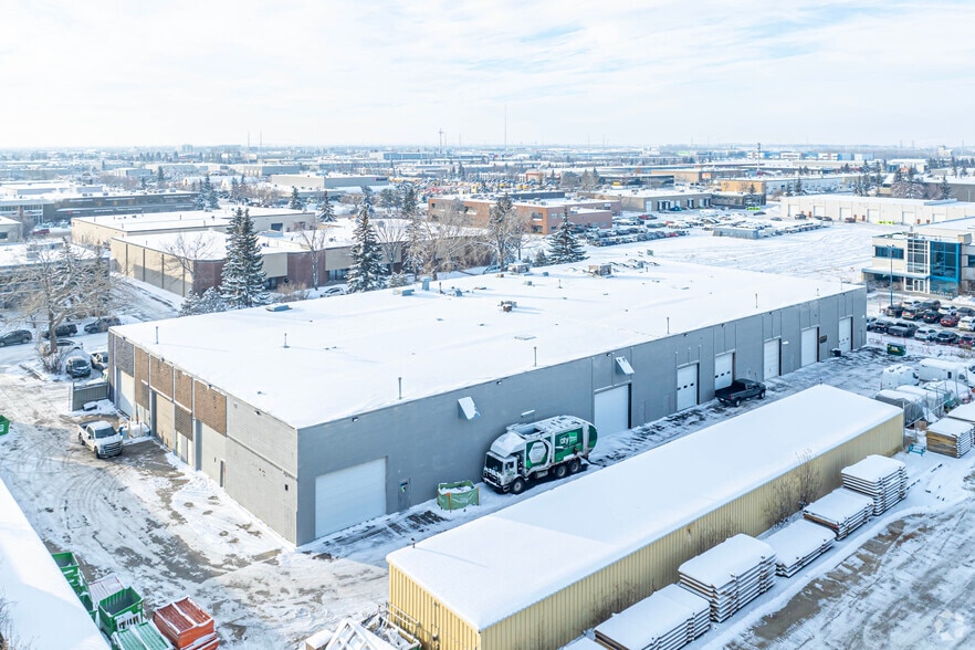 More Photos Of 17520-17552 108 Av NW, Edmonton Flex For Sale