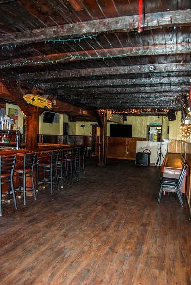 More Photos Of 18 Nelson Ave, Staten Island Restaurant For Sale