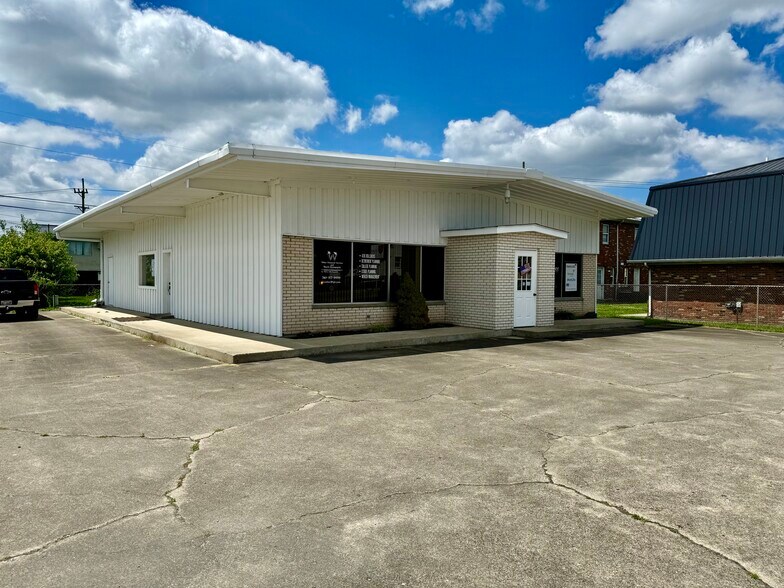 More Photos Of 208 Solida Rd, South Point Office For Sale