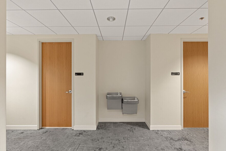 More Photos Of 45 Eglin Pky, Fort Walton Beach Medical For Lease