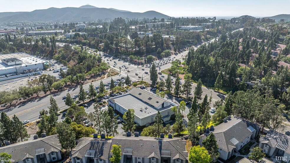 More Photos Of 14589 Camino Del Norte, San Diego Drugstore For Sale