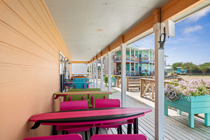 More Photos Of 22996 Highway 60, Matagorda Hotel For Sale