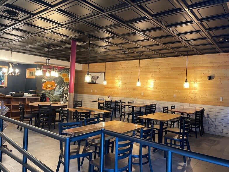 More Photos Of 214 S Mckay Ave, Spring Valley Storefront Retail Residential For Sale