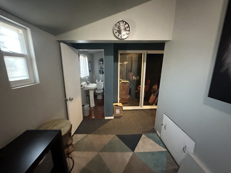 More Photos Of 2008 E 87th St, Los Angeles Schools For Sale
