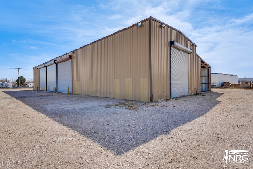 More Photos Of 3938 S County Road 1290, Odessa Warehouse For Lease