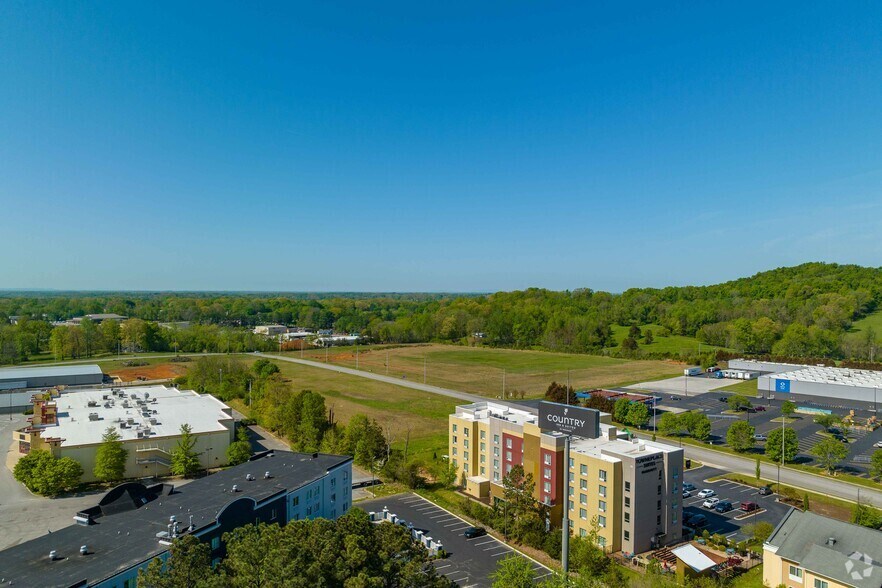 More Photos Of Sams St, Cookeville Land For Sale