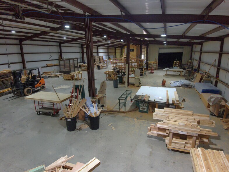 More Photos Of 2211 E Flynn St, Alva Industrial For Sale