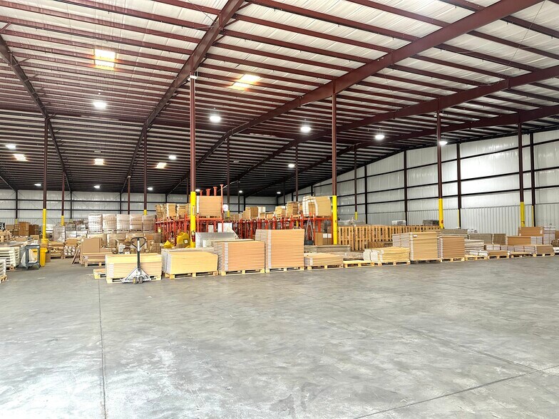 More Photos Of 5250 Old Louisville Rd, Pooler Warehouse For Lease