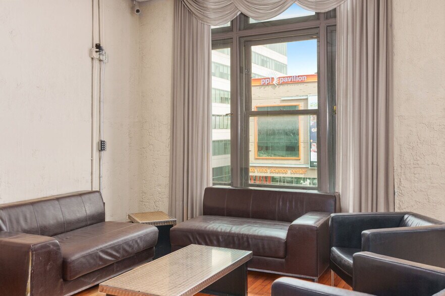 More Photos Of 812-814 W Hamilton St, Allentown Loft Creative Space For Sale