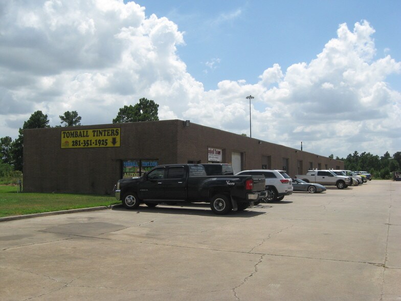 More Photos Of 27503 State Highway 249, Tomball Light Distribution For Lease