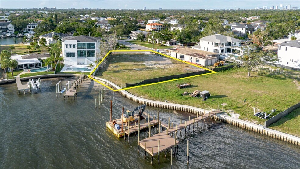 More Photos Of 5102 W Longfellow Ave, Tampa Land For Sale