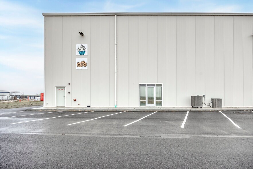 More Photos Of 2746 Battelle Blvd, Richland Industrial For Lease