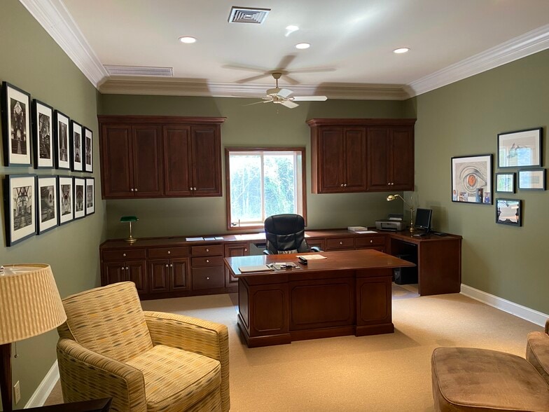 More Photos Of 4189 Chesterville Rd, Tupelo Warehouse For Lease