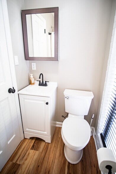 More Photos Of 508 Scarboro Ln, Oak Ridge Medical For Lease