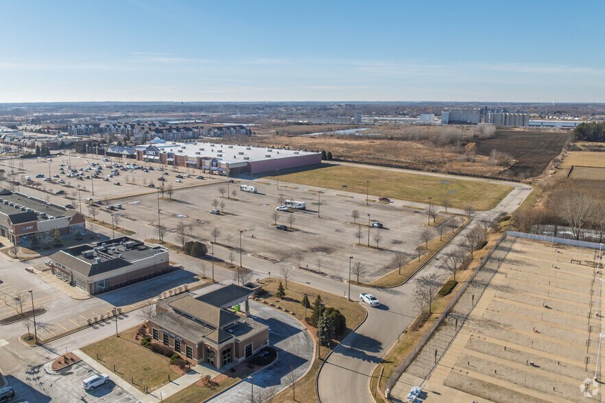 More Photos Of Green Bay Rd, Kenosha Land For Sale