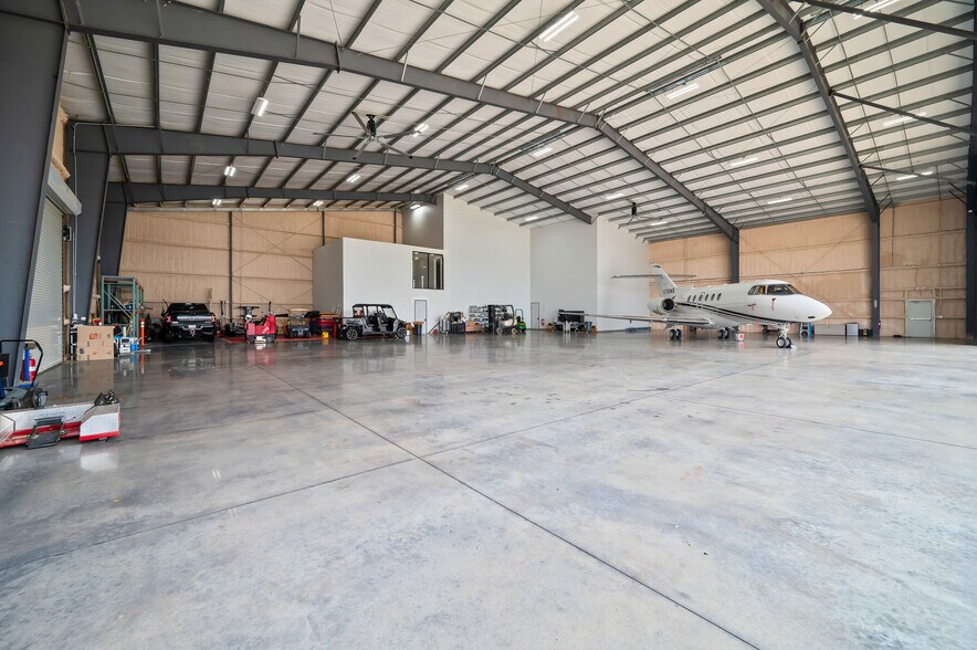 More Photos Of 7622 Eagle Ln, Spring Airplane Hangar For Sale