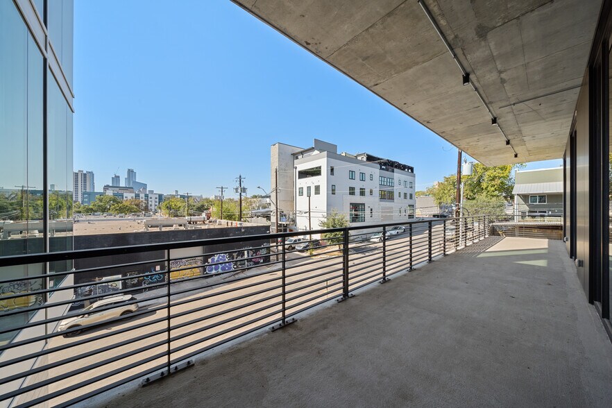 More Photos Of 1300 E 5th St, Austin Office For Lease