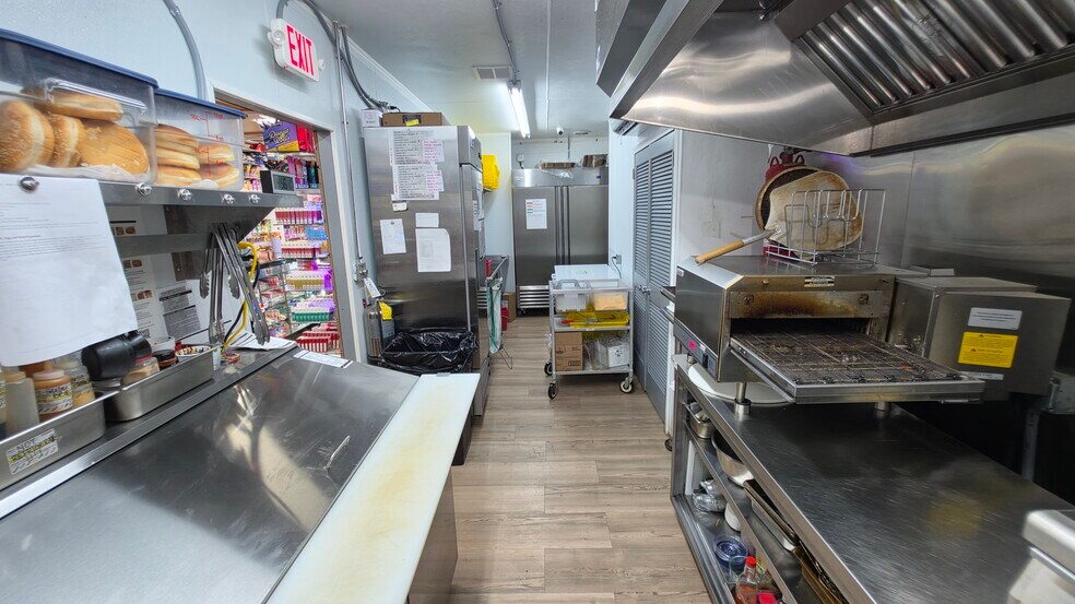 More Photos Of 5348 Ararat Hwy, Ararat Convenience Store For Sale
