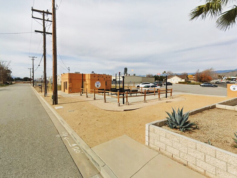 More Photos Of 950 Calimesa Blvd, Calimesa Freestanding For Sale