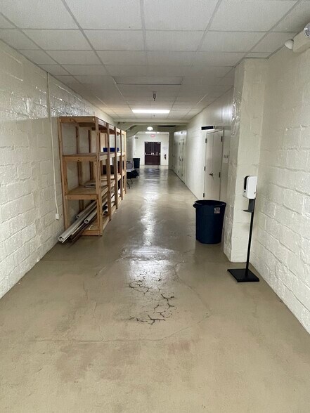 More Photos Of 530 N Locust St, Hagerstown Office For Sale