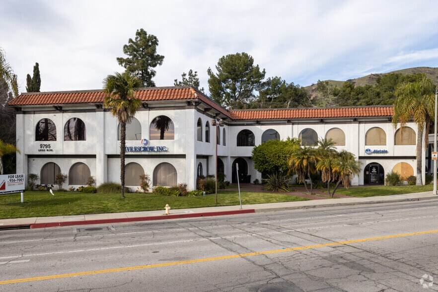 Primary Photo Of 9795 Cabrini Dr, Burbank Loft Creative Space For Lease