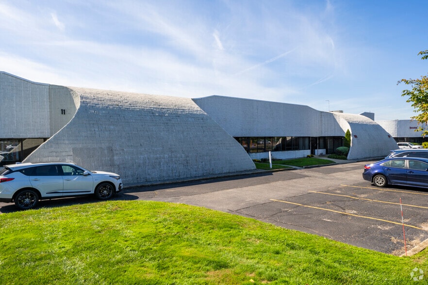 More Photos Of 1172-1176 Route 109, Lindenhurst Warehouse For Lease