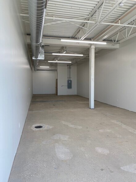 More Photos Of 10858 Harry Hines Blvd, Dallas Storefront For Lease