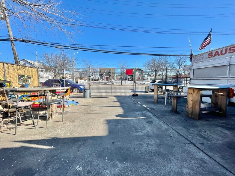 More Photos Of 1817 Cross Bay Blvd, Broad Channel General Retail For Sale