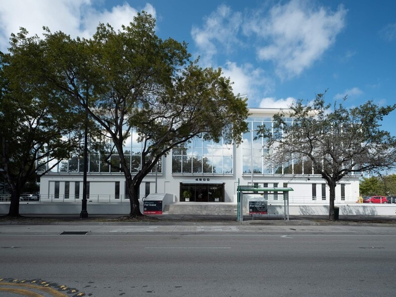 More Photos Of 4500 Biscayne Blvd, Miami Office For Sale
