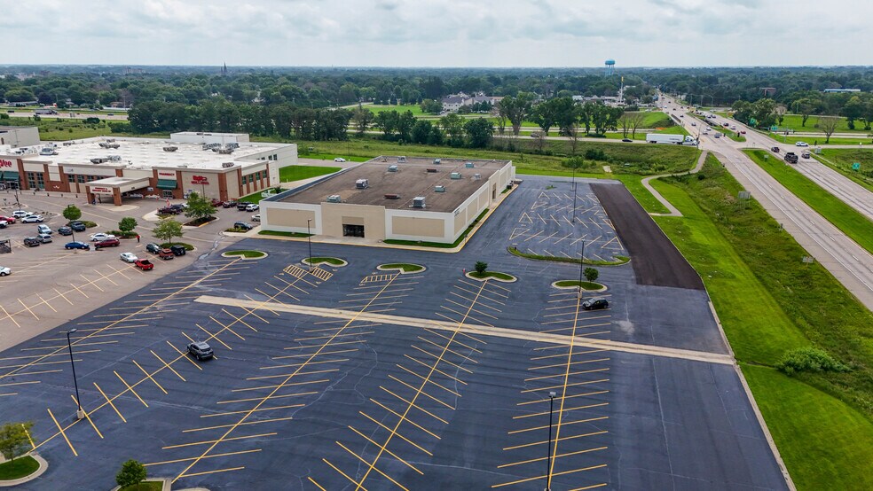 Primary Photo Of 1405 18th Ave NW, Austin General Retail For Lease