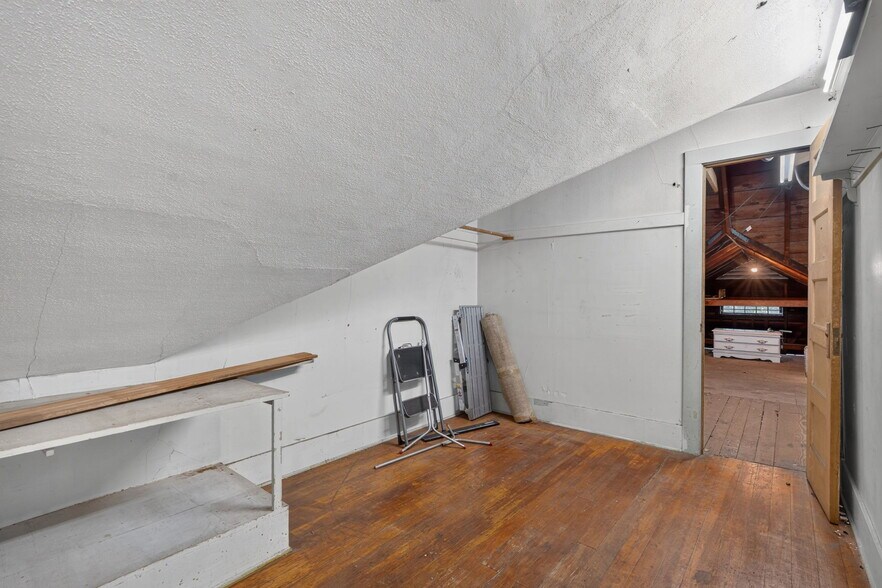 More Photos Of 119 S Adams St, Glendale Multifamily For Sale