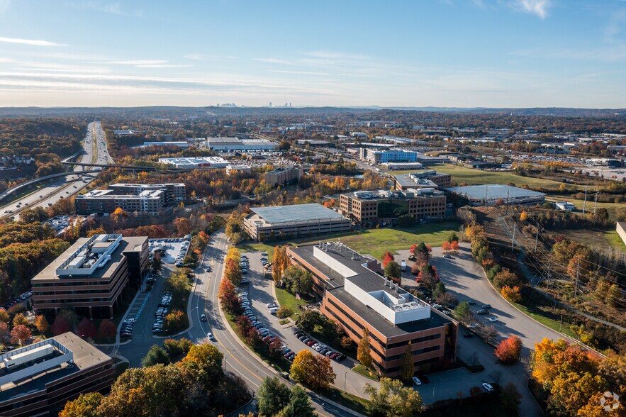 More Photos Of 19 Presidential Way, Woburn Research And Development For Lease