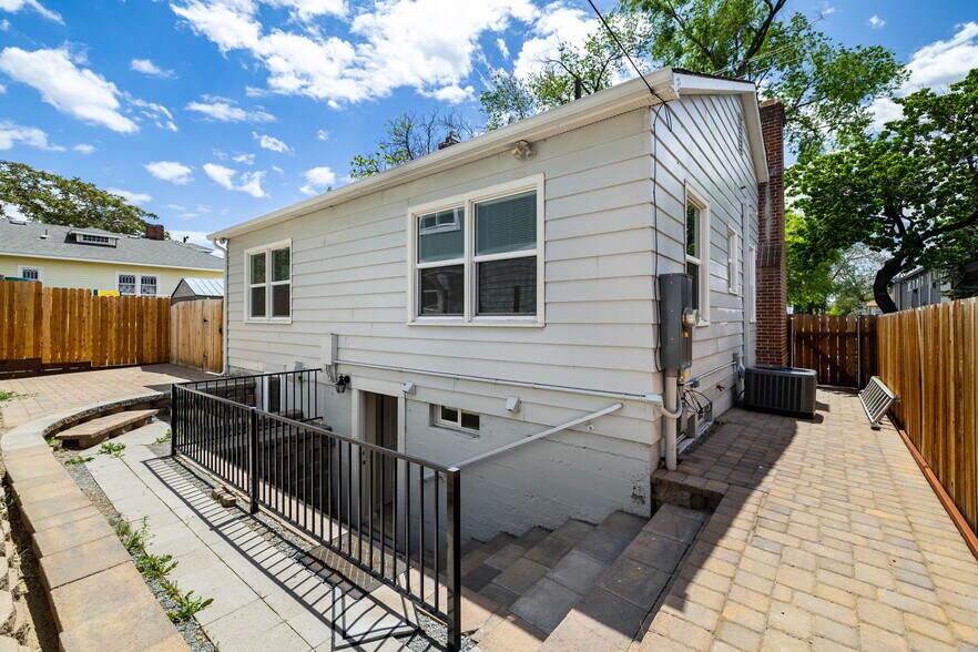 More Photos Of 263 Cheney St, Reno Multifamily For Sale