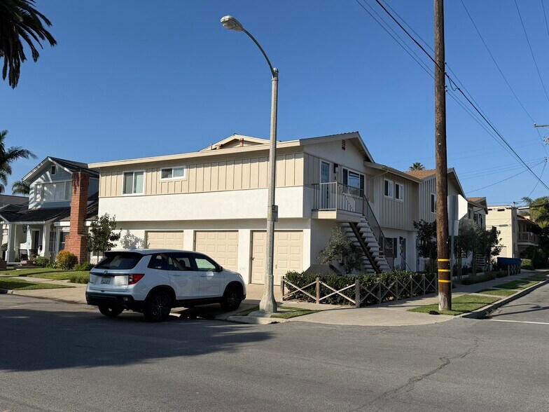 More Photos Of 1401 Olive Ave, Huntington Beach Apartments For Sale