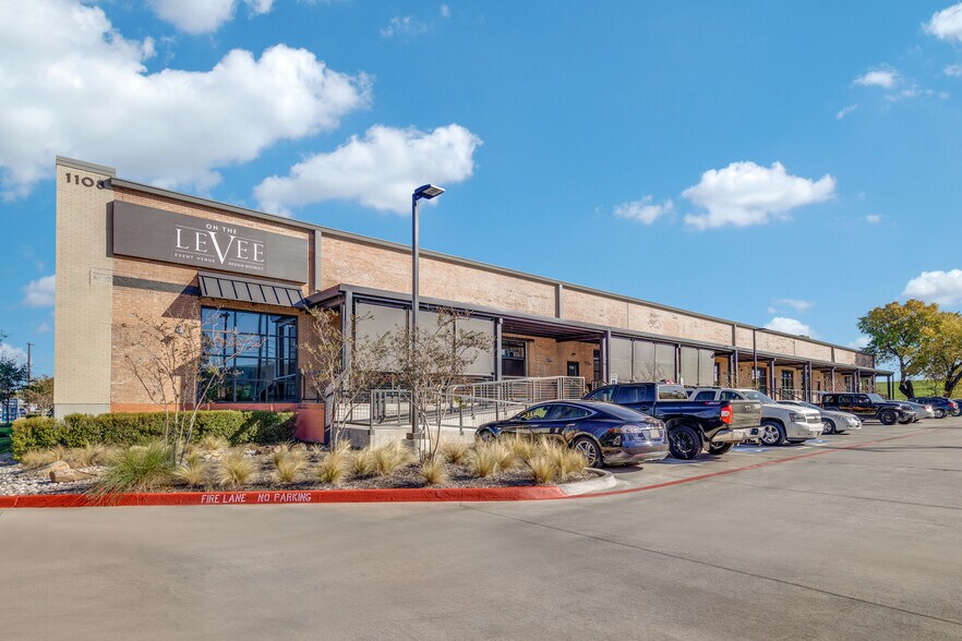 Primary Photo Of 1108 Quaker St, Dallas Showroom For Lease