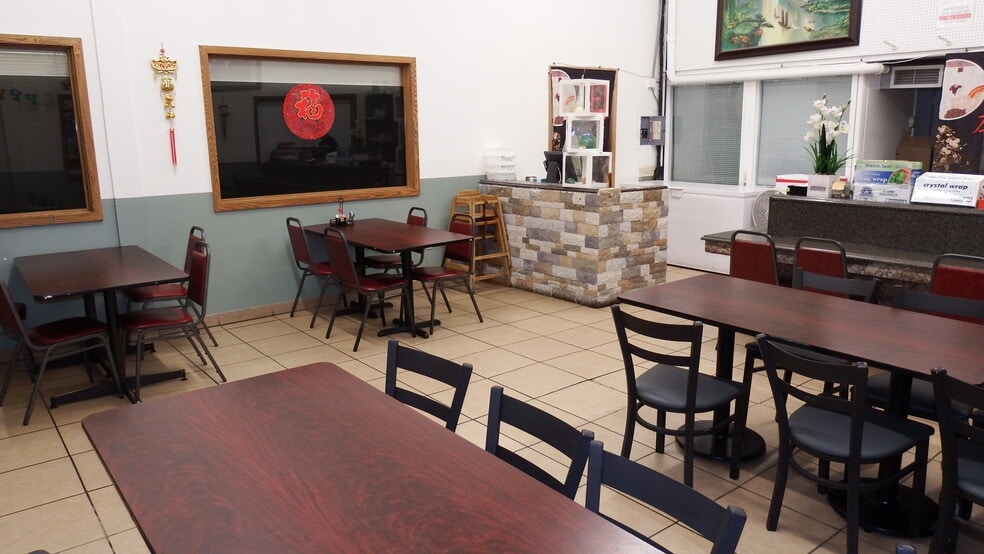More Photos Of 25 W Main St, Vernal General Retail For Sale